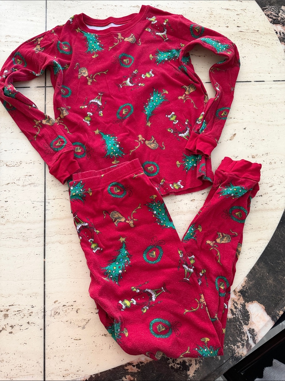 The Grinch x Carter's Kids Red Holiday Tree & Wreath Pajama Set 100% Cotton